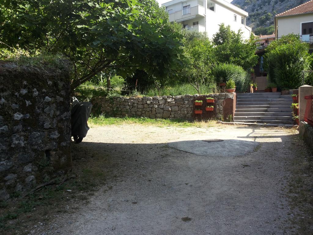 Apartments Sandra Kotor Exterior photo